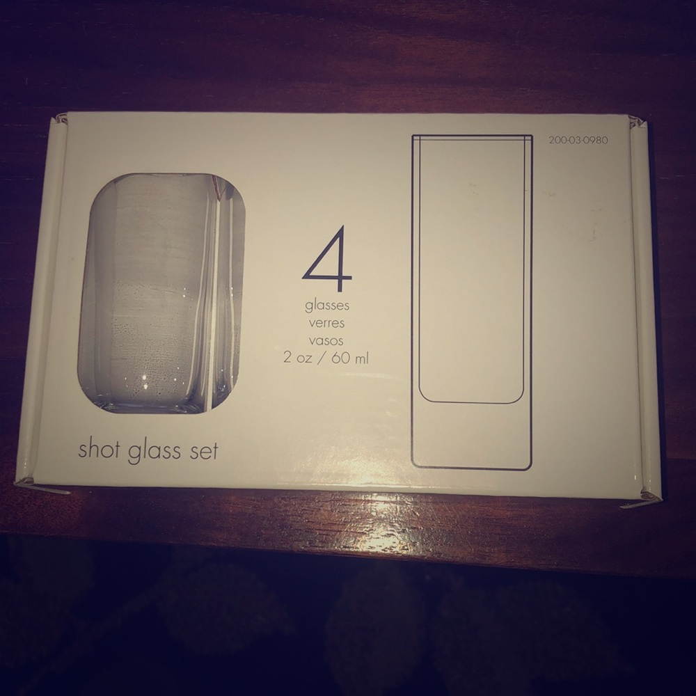 Set of 4 brand new shot glasses